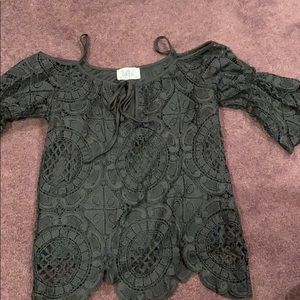 Lace 1/2 sleeve top